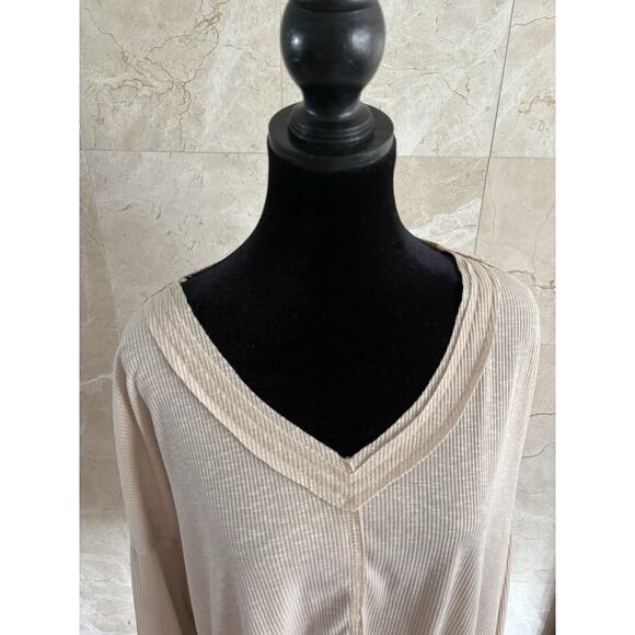 POL Oversized Ribbed Knit Sweater Small Beige, Drop Shoulder, Cozy Fall Pullover - Picture 3 of 10